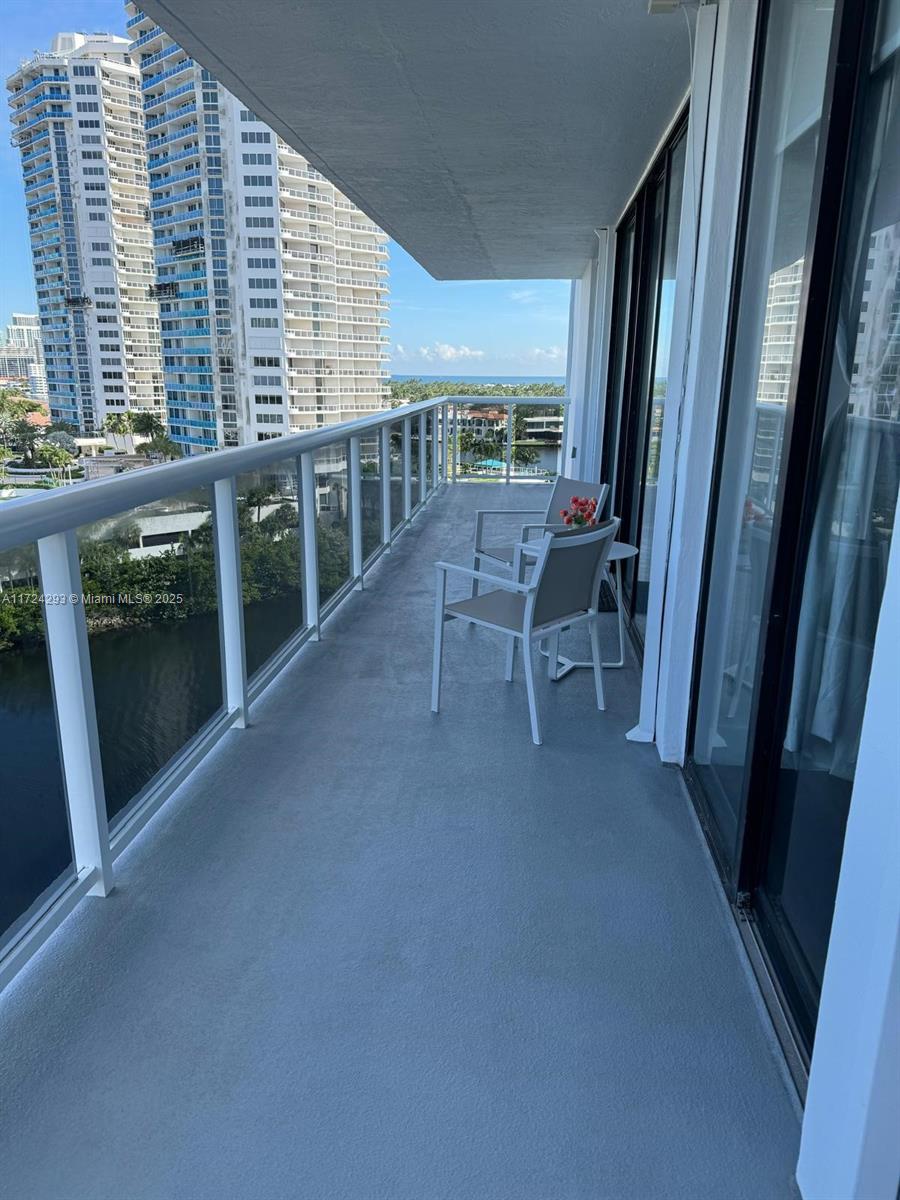 WATERVIEW CONDO - Residential