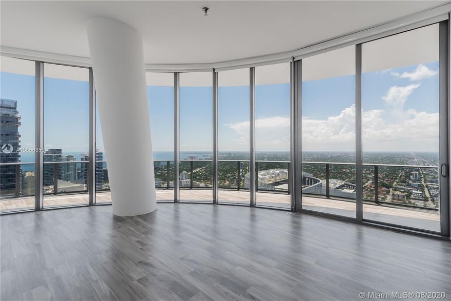 Very Rare Corner Penthouse in the Heart of Brickell. 3 bedrooms, 3 baths, 1926 SQ.FT with amazing bay and sunset views. The unit is on the 57Th Floor and has 12 Feet ceiling with over 800 SQ.FT of wraparound Balcony. Very Exclusive and remarkable apartment in the famous SLS LUX Building.