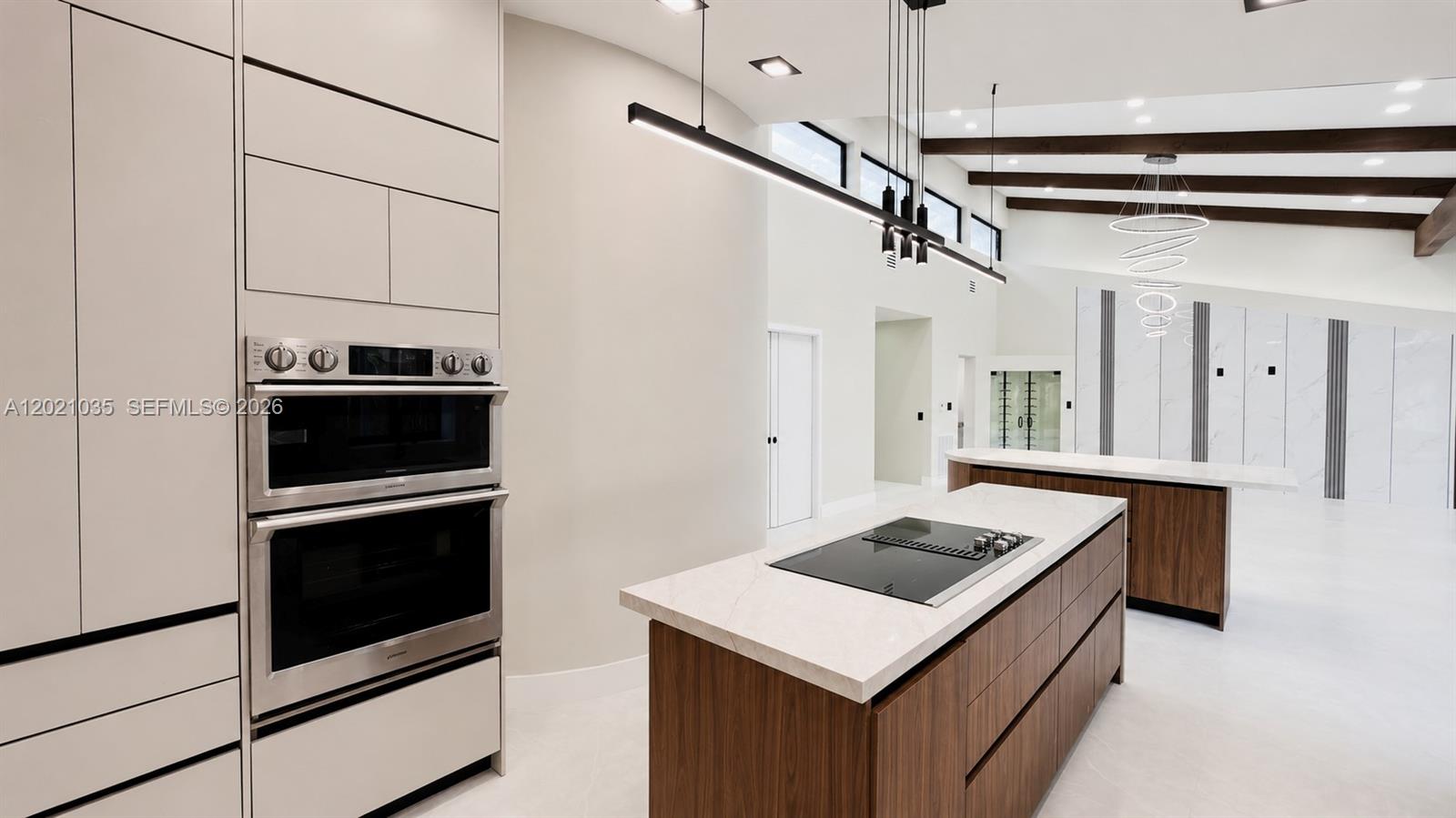 CORAL RIDGE COUNTRY CLUB - Residential