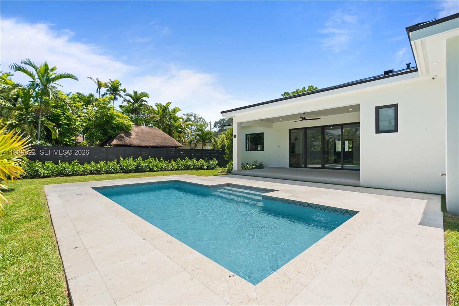 CAMBRIDGE LAWNS - Residential