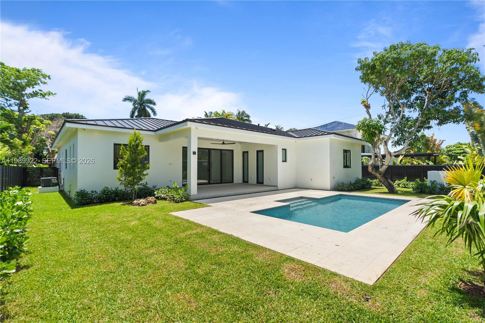 CAMBRIDGE LAWNS - Residential