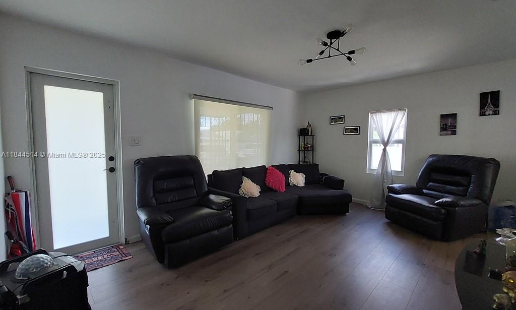 2915 NW 60th St