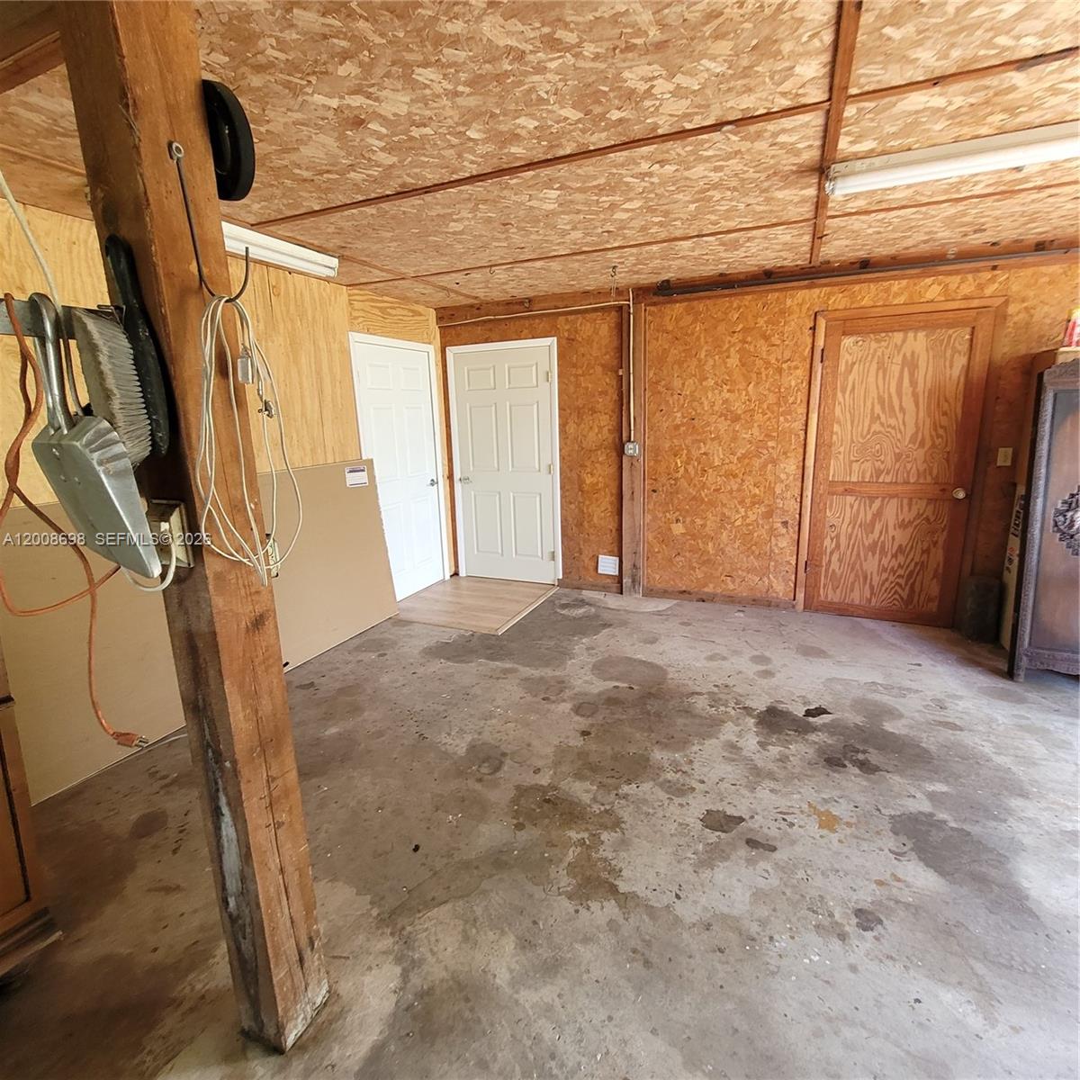 KENDAL GREEN HOMESITES - Residential