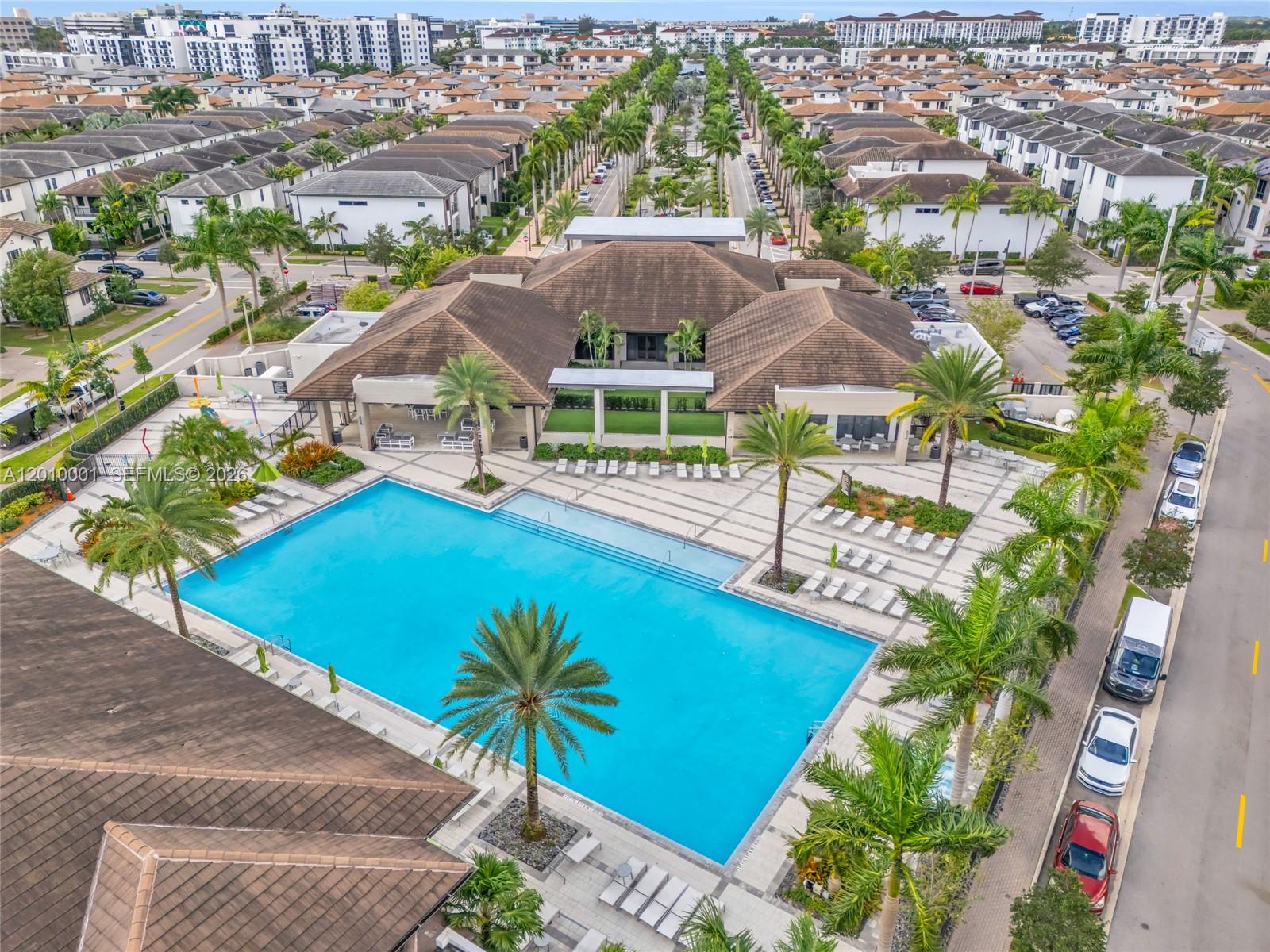 URBANA AT THE RESIDENCES - Residential
