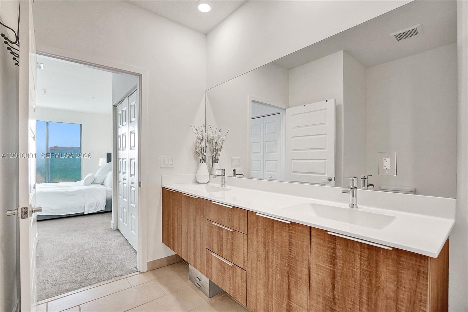URBANA AT THE RESIDENCES - Residential