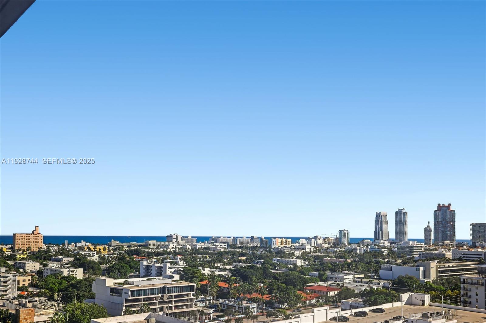 MIRADOR 1000 CONDO - Residential