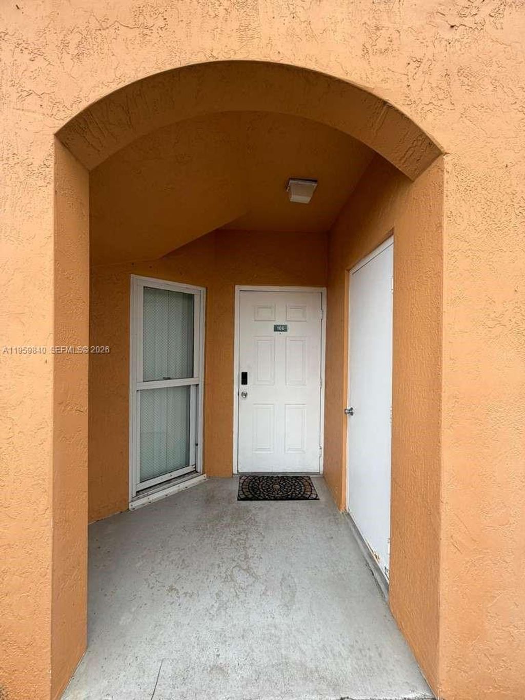 Photo of 6976 SW 39th St #G106, Davie, FL 33314 (MLS # A11959840)