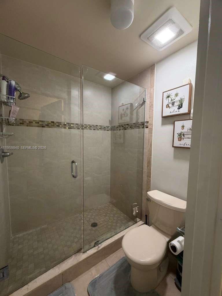 COURTYARDS AT DAVIE CONDO - Residential