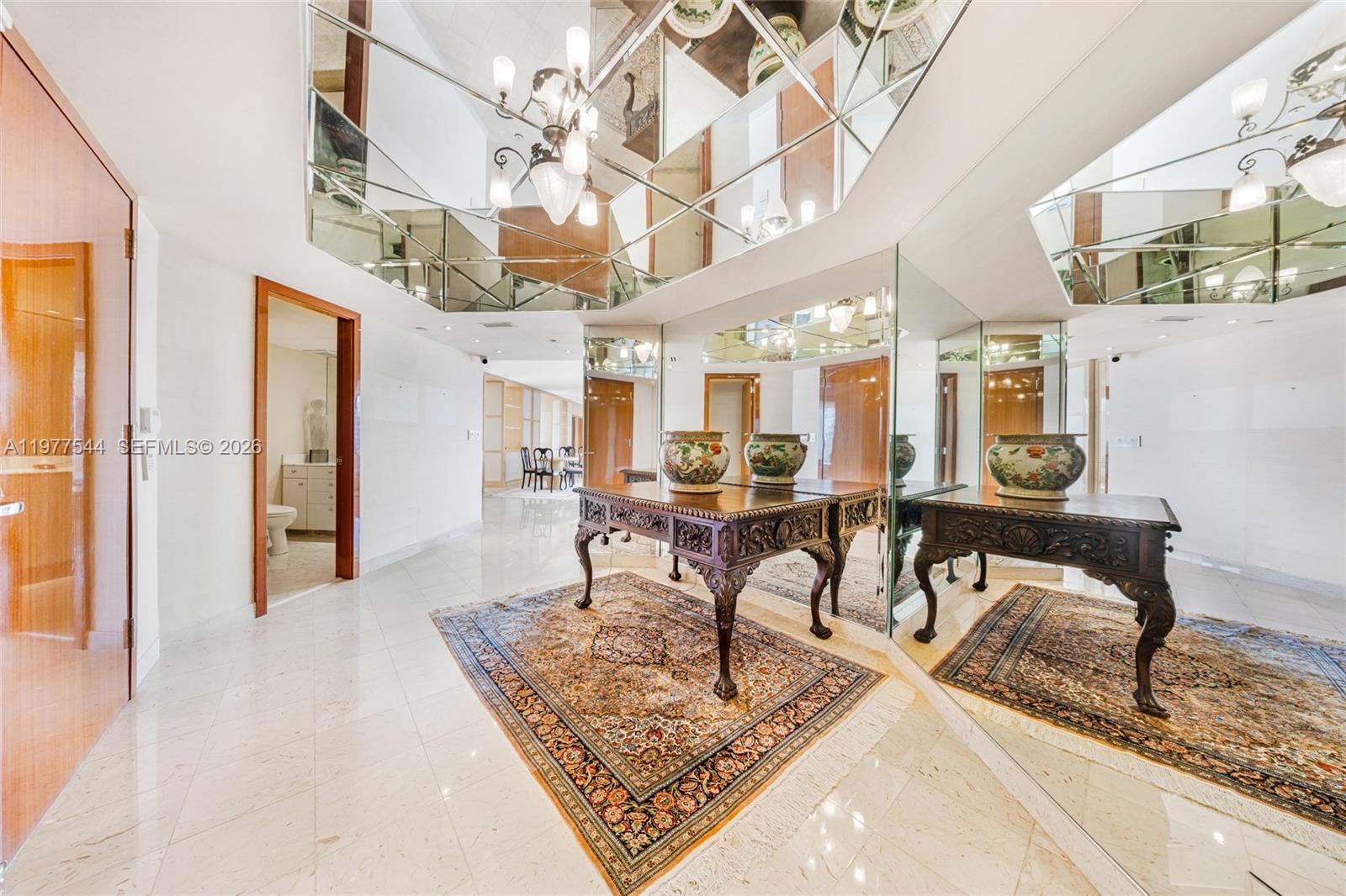 TURNBERRY TOWERS CONDO - Residential