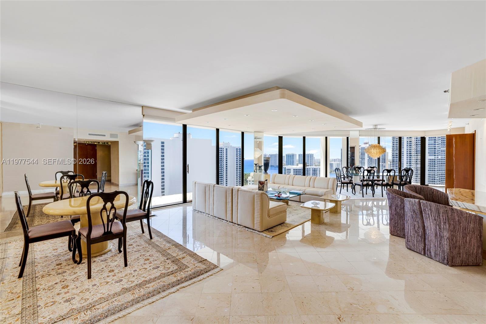 TURNBERRY TOWERS CONDO - Residential