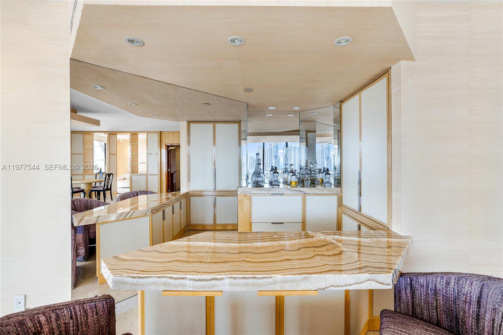 TURNBERRY TOWERS CONDO - Residential