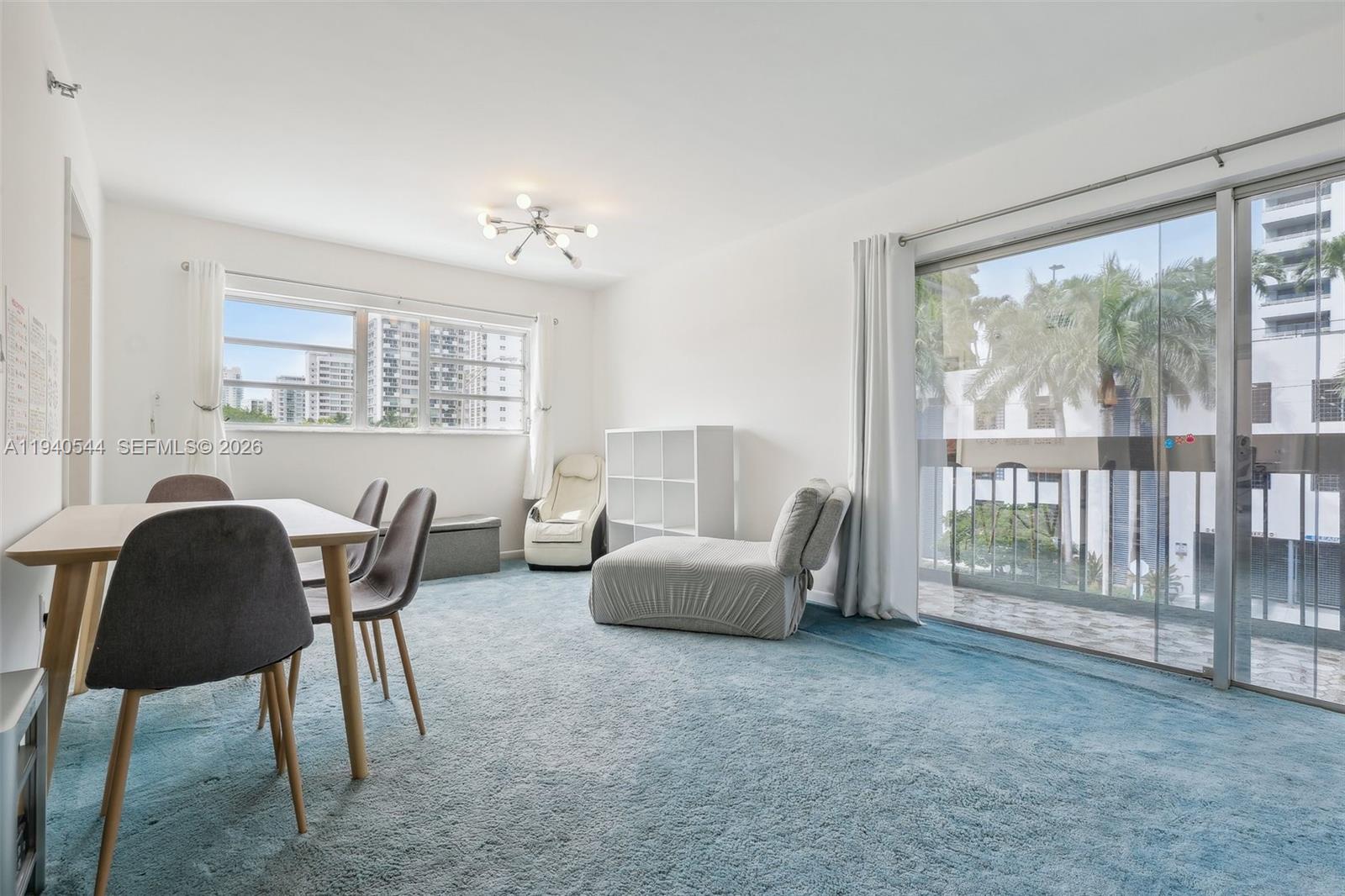 1345 West Avenue 304