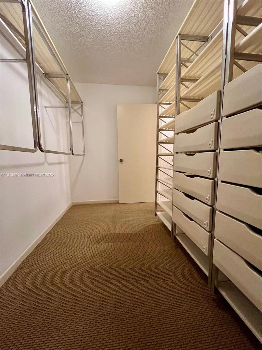 TOWERS OF QUAYSIDE CONDO - Residential