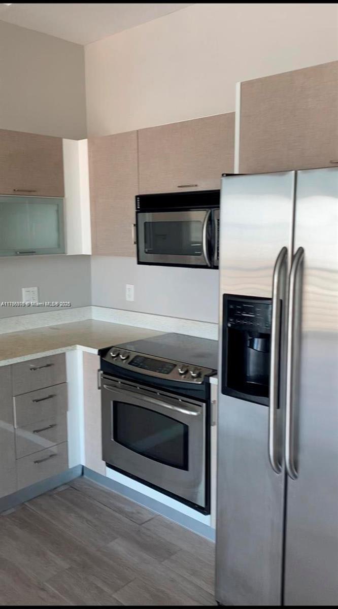 THE LOFT DOWNTOWN II COND - Residential