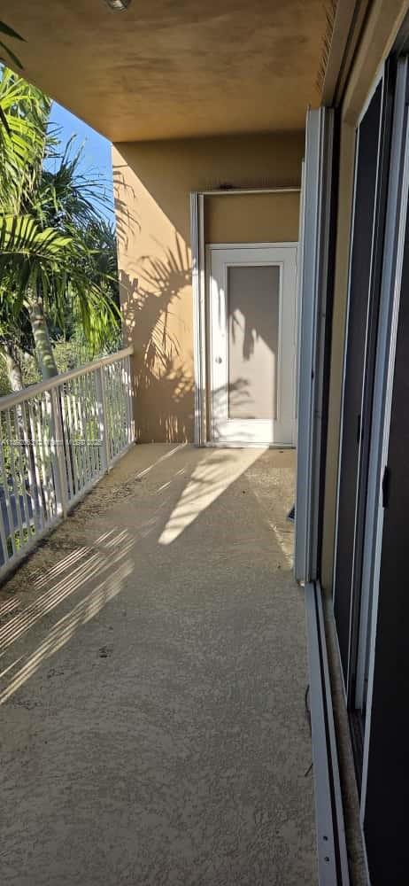 SHERIDAN BEACH CLUB CONDO - Residential Lease