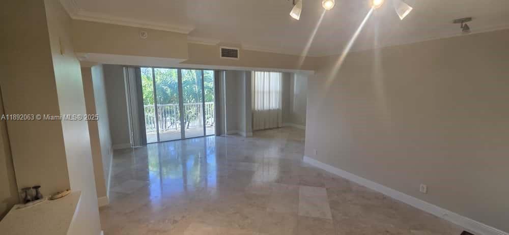 SHERIDAN BEACH CLUB CONDO - Residential Lease