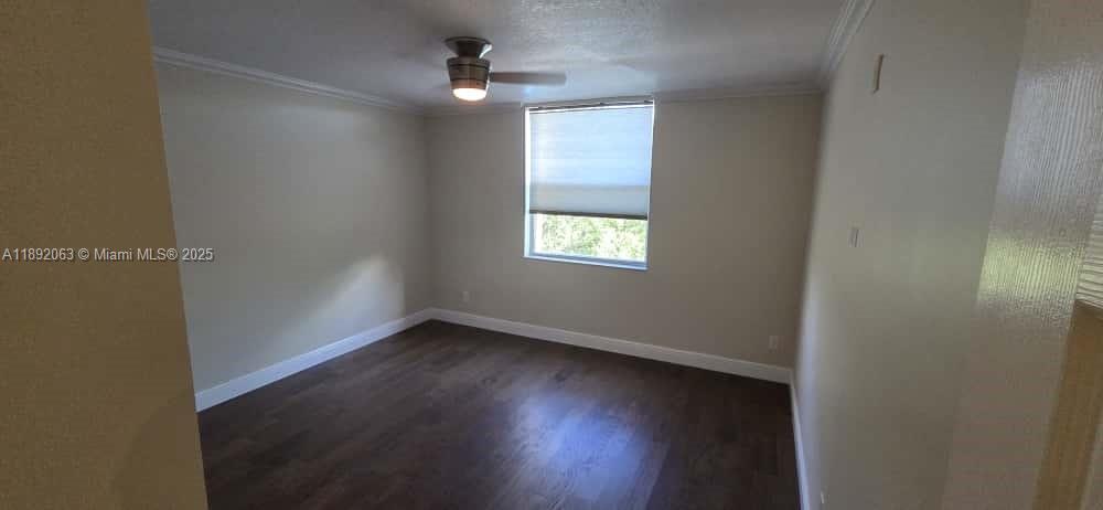 SHERIDAN BEACH CLUB CONDO - Residential Lease