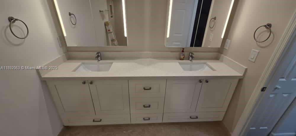 SHERIDAN BEACH CLUB CONDO - Residential Lease