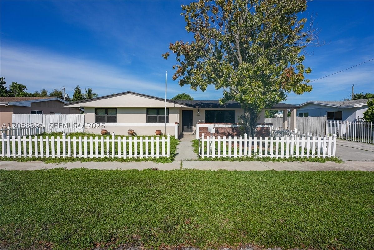 19812 NE 12th Pl