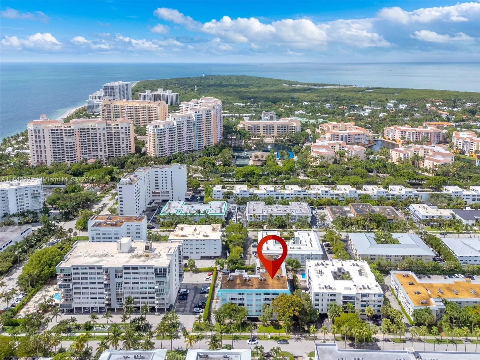 Key Biscayne, Florida 33149, United States, 2 Bedrooms Bedrooms, ,1 BathroomBathrooms,Residential,Active,173441