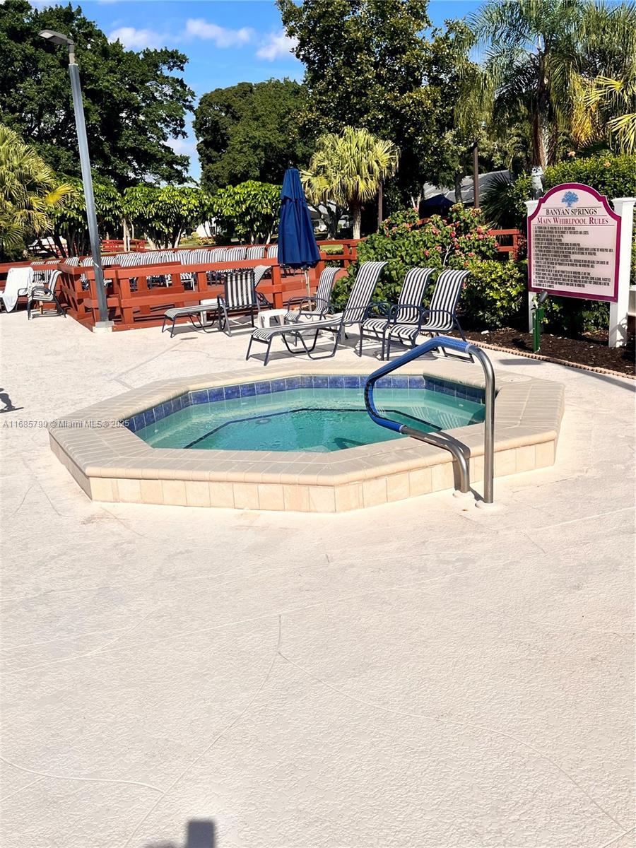 Banyan Springs - Residential