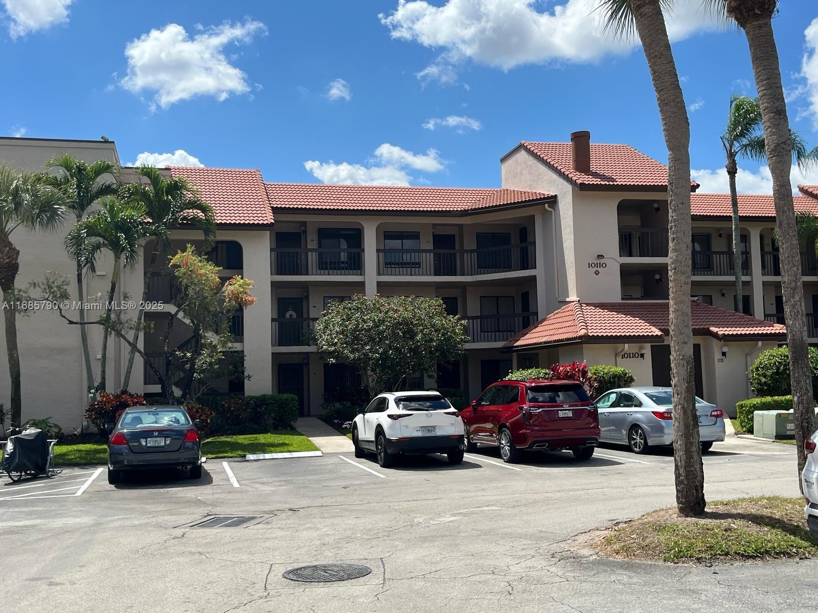 Banyan Springs - Residential