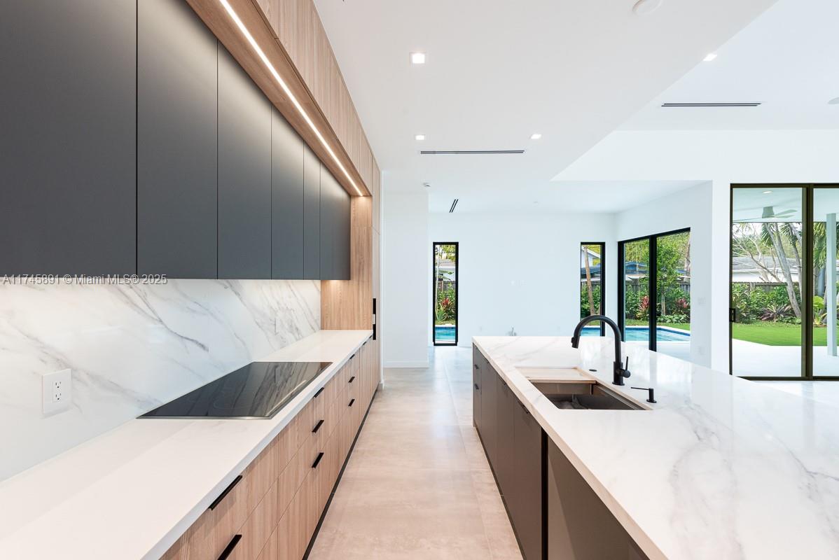 LINDAS CASAS - Residential