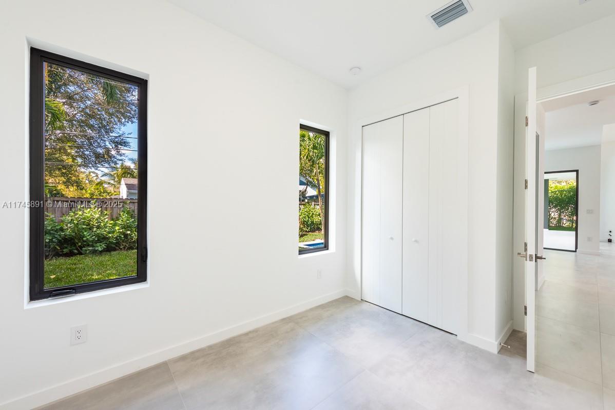 LINDAS CASAS - Residential