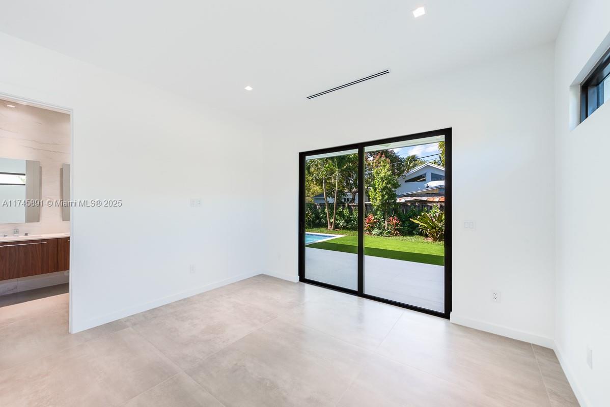 LINDAS CASAS - Residential