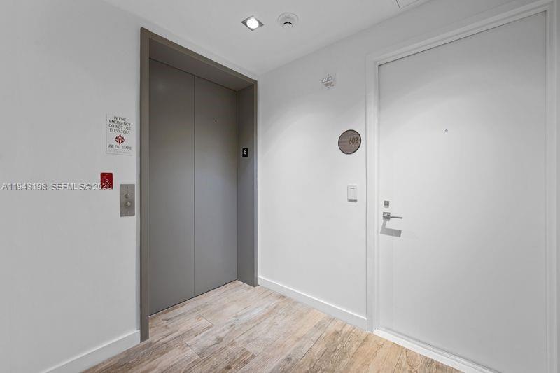 PARAISO BAY CONDO - Residential