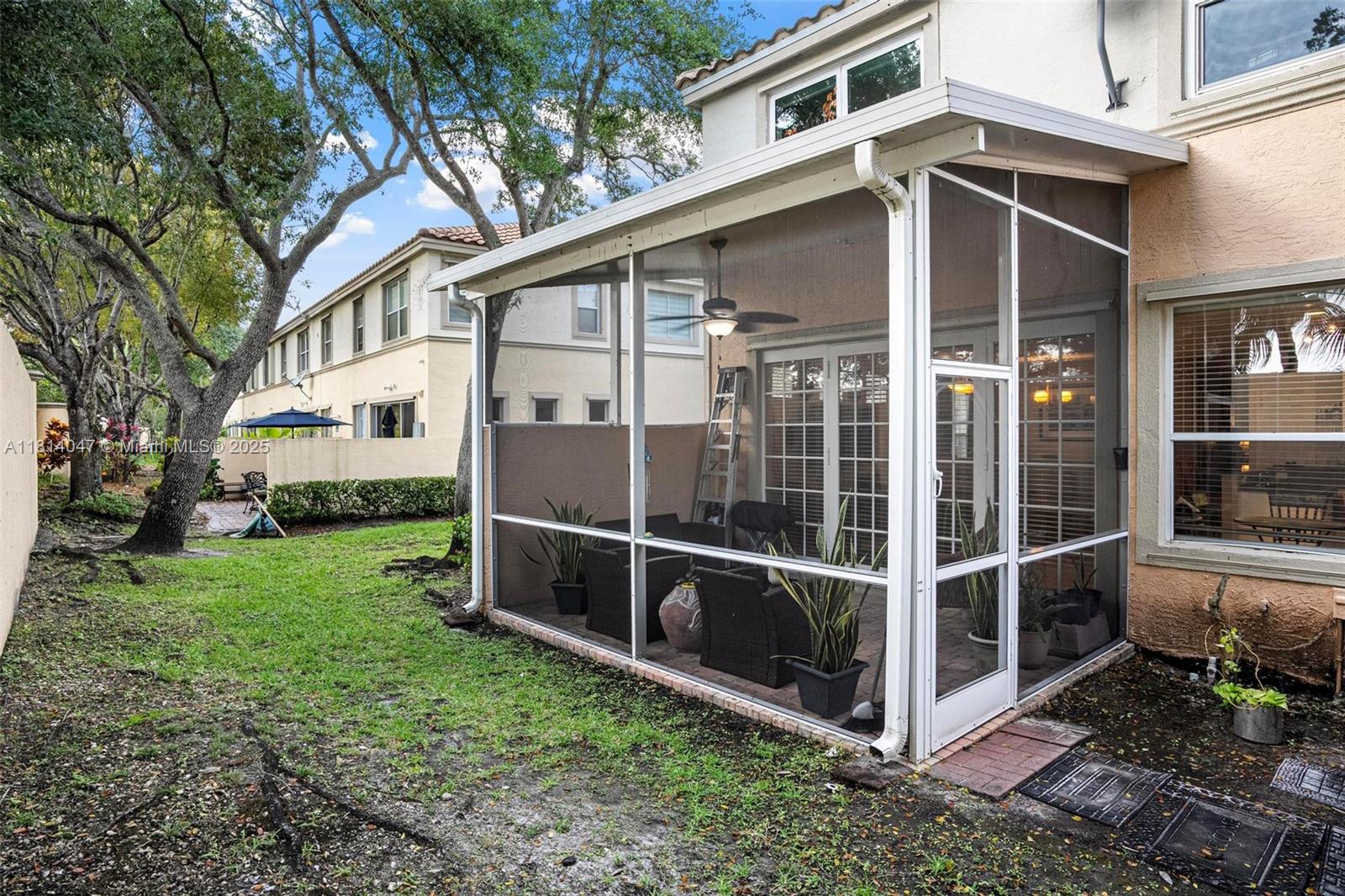 RIVIERA ISLES IV - Residential