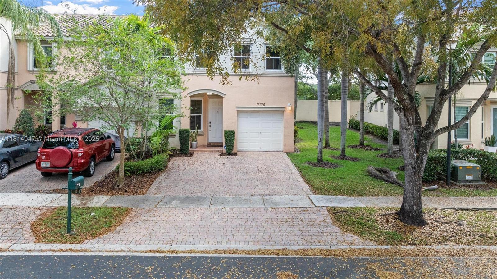 RIVIERA ISLES IV - Residential