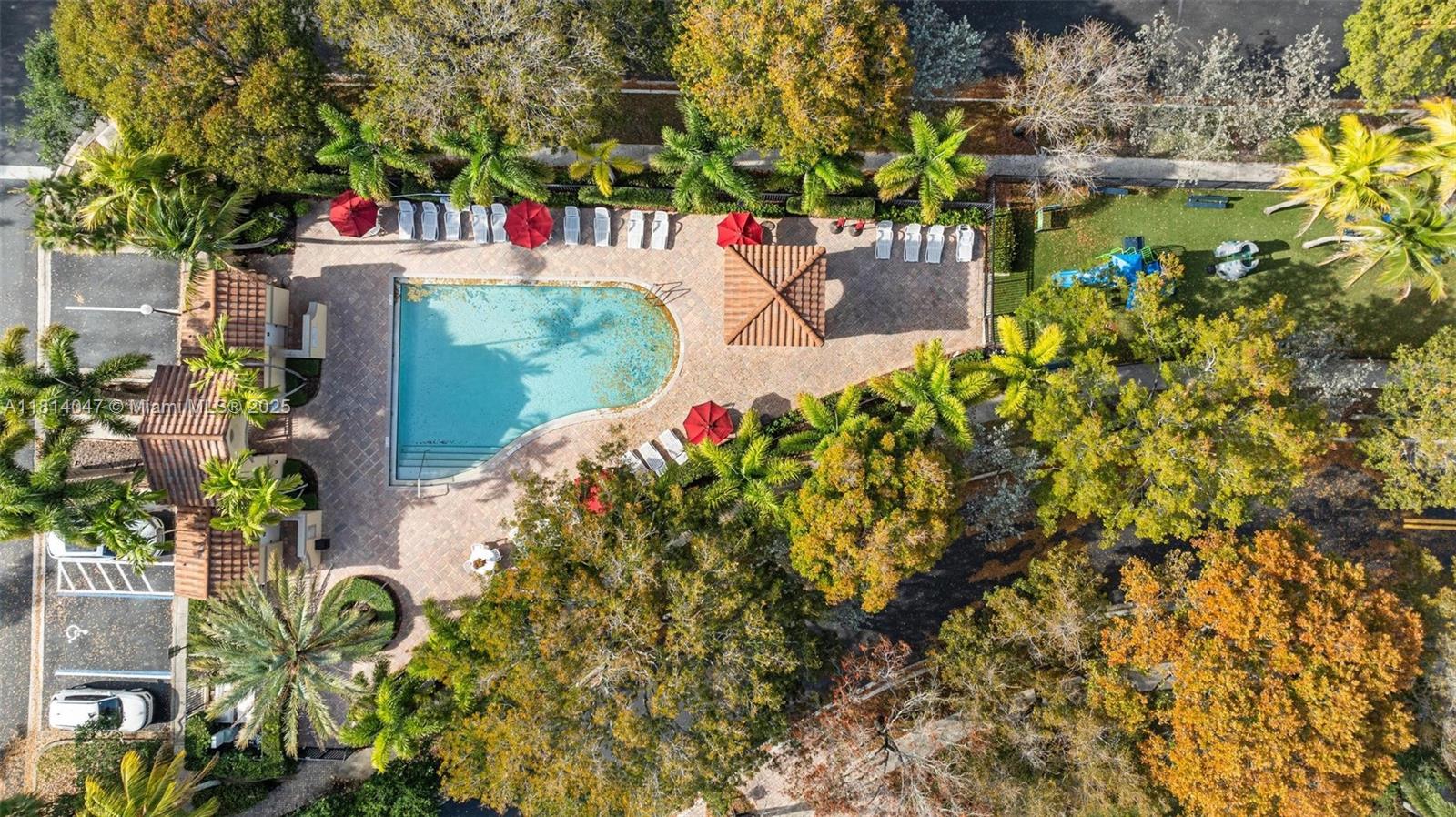 RIVIERA ISLES IV - Residential