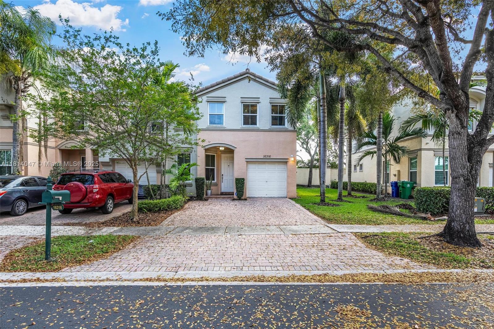 RIVIERA ISLES IV - Residential