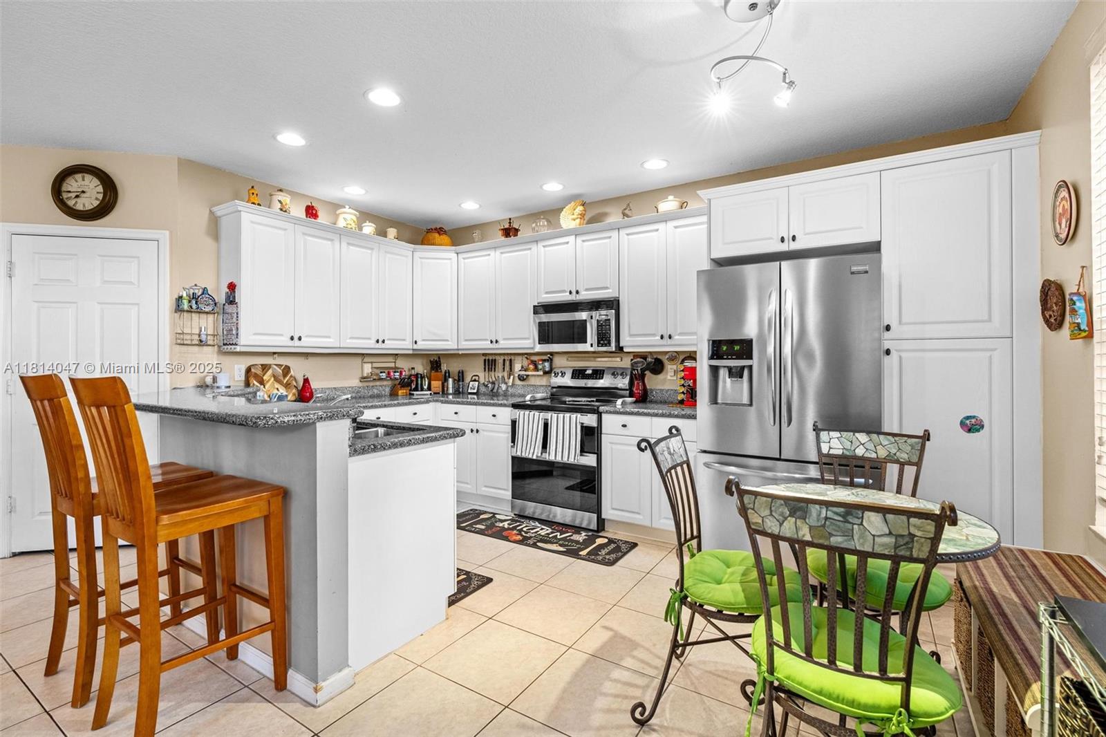 RIVIERA ISLES IV - Residential