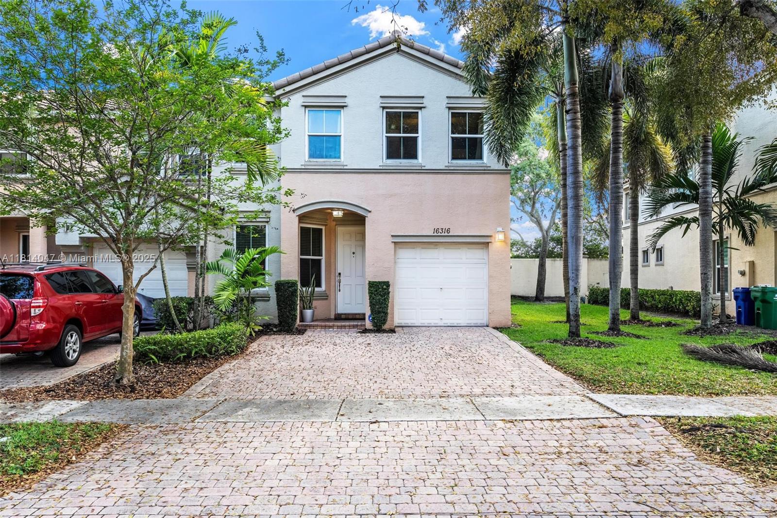 RIVIERA ISLES IV - Residential