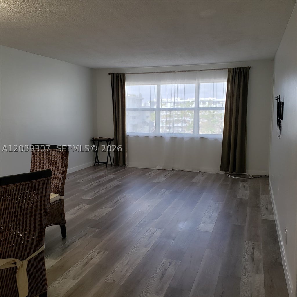 Photo of 410 SE 2nd St #418, Hallandale Beach, FL 33009 (MLS # A12039307)
