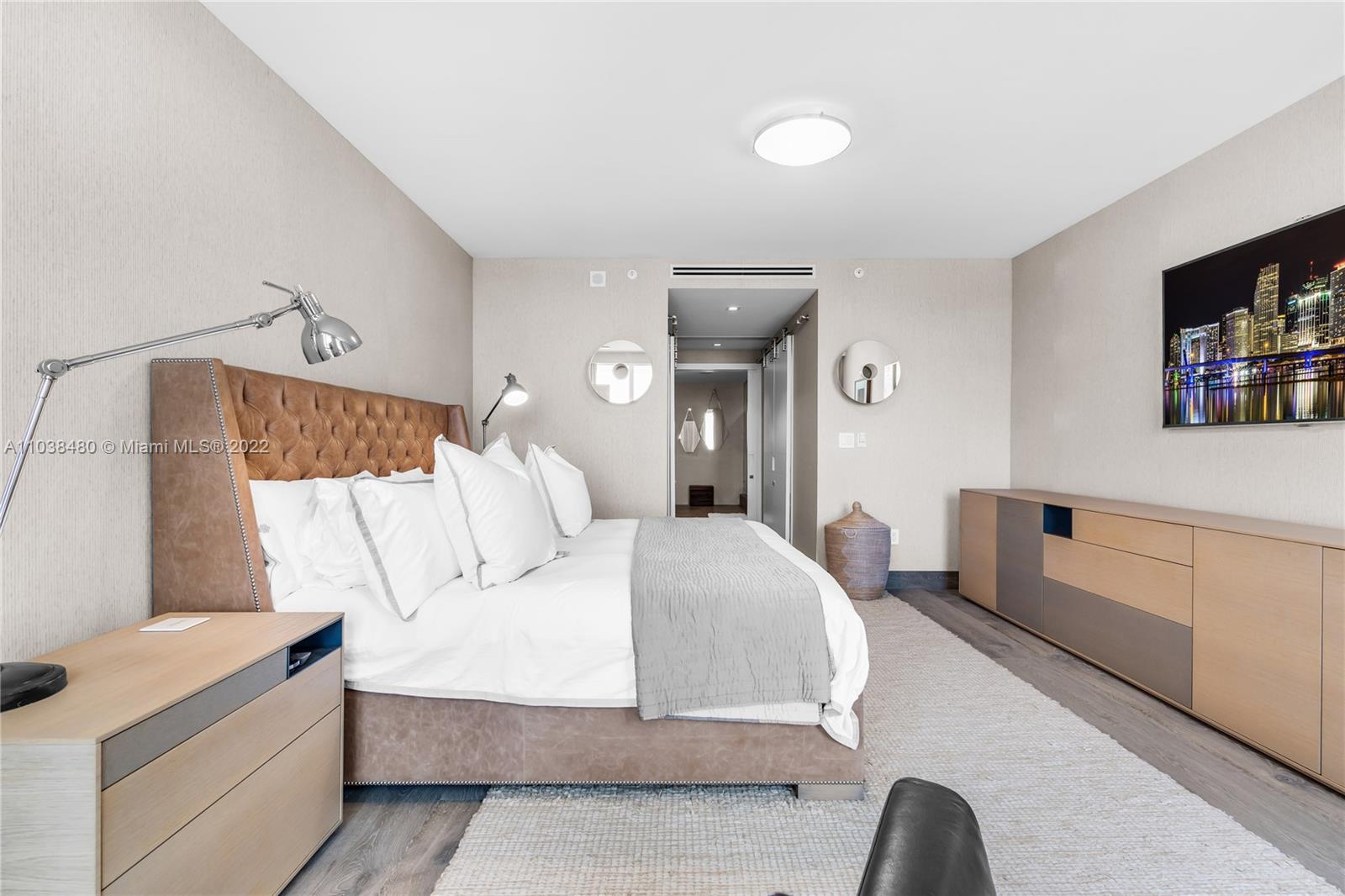 CLUB TOWER THREE CONDO - Residential