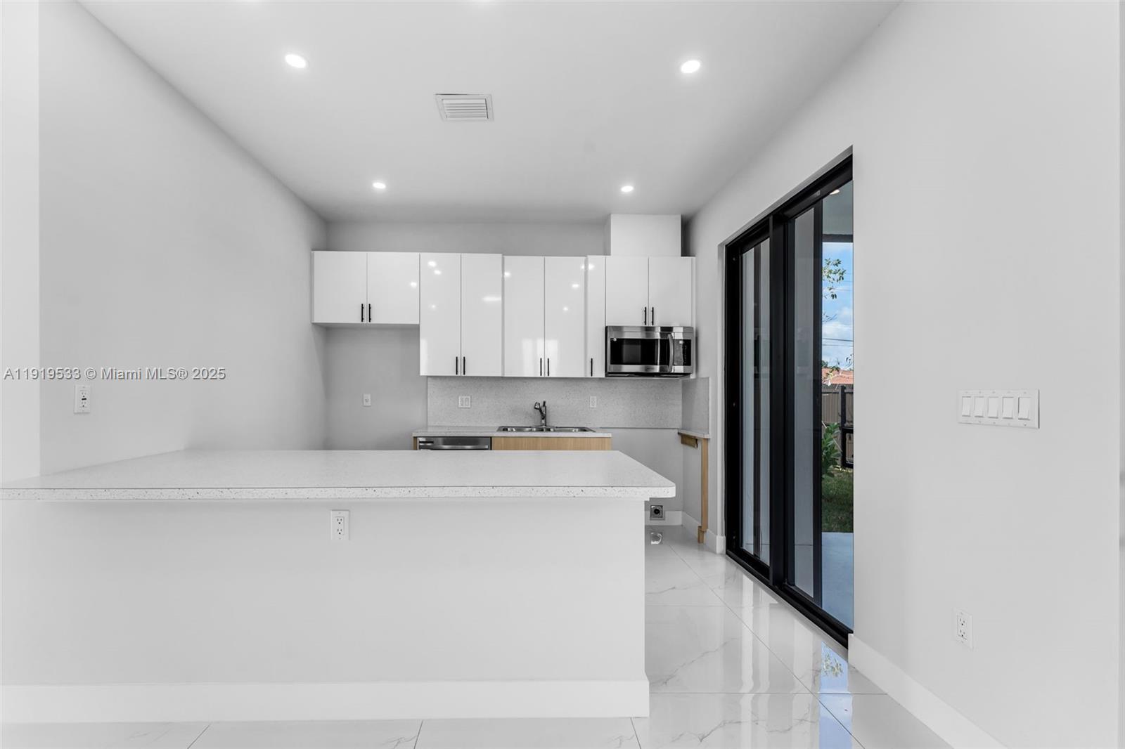 OAK SHIRE HOMES - Residential