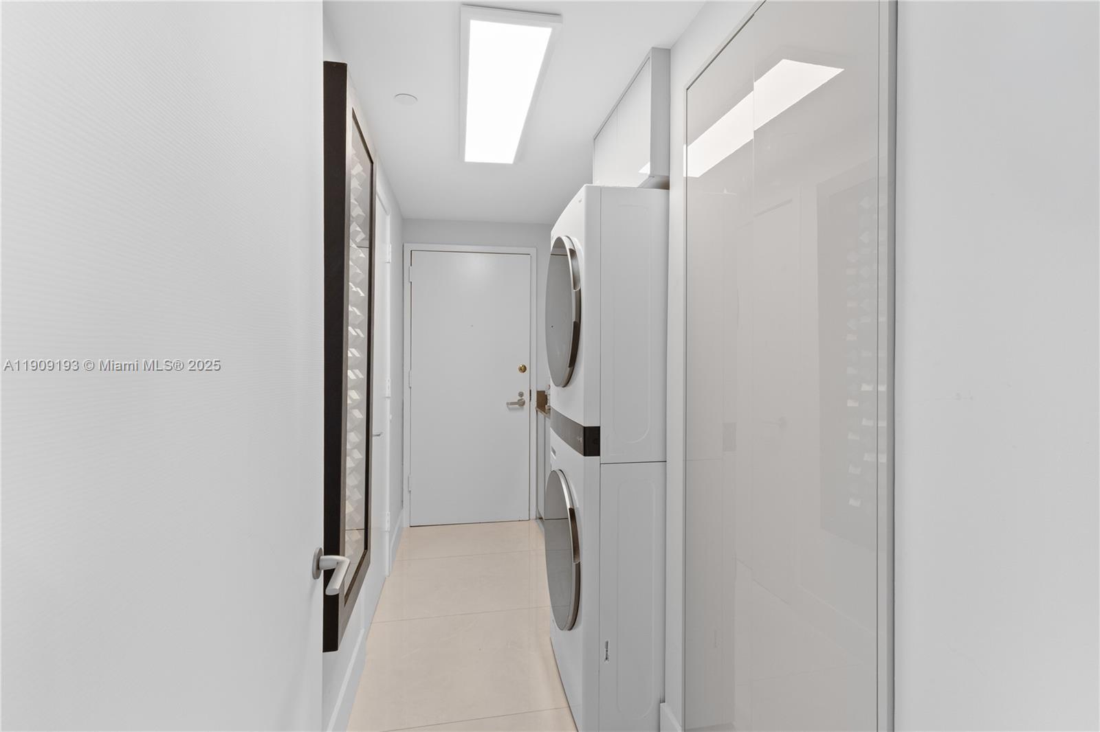 ONE ISLAND PLACE CONDO 1 - Residential