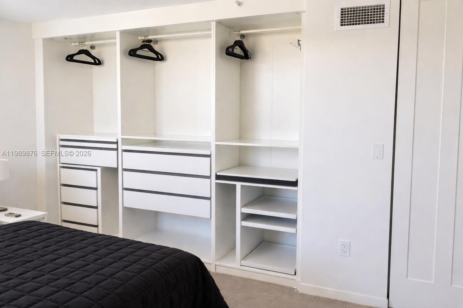 MIRADOR 1035 CONDO - Residential