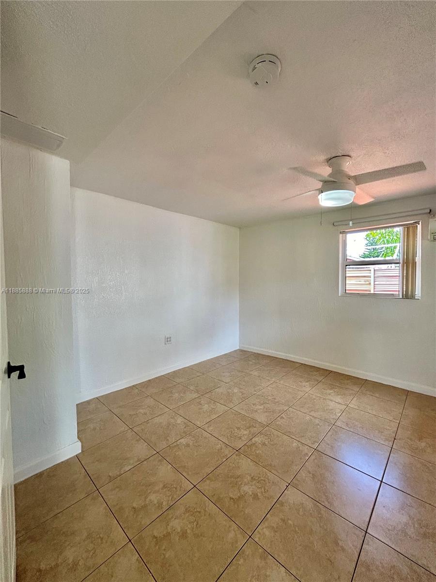 LAKE FOREST SEC 2 - Residential Lease