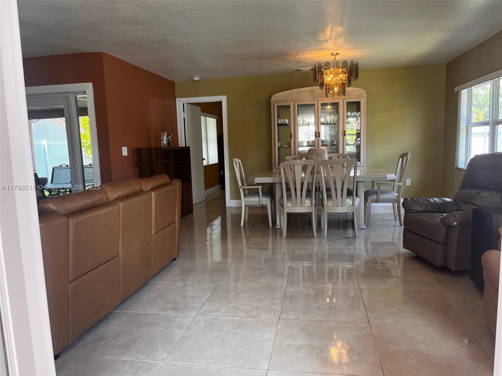 880 NW 133rd Ave