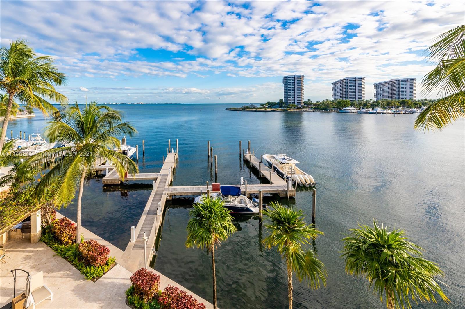 BEACON HARBOUR CONDO - Residential