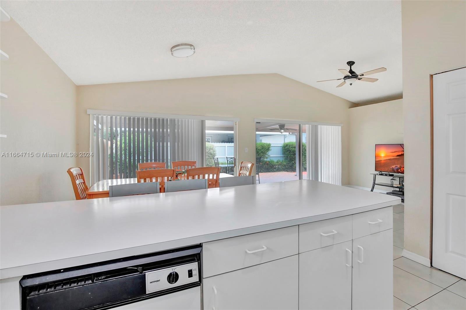 TURTLE RUN AT LAKES OF PA - Residential