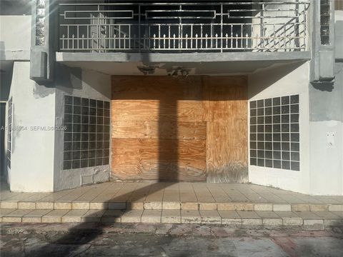 1977 NE 119th Rd North Miami FL 33181