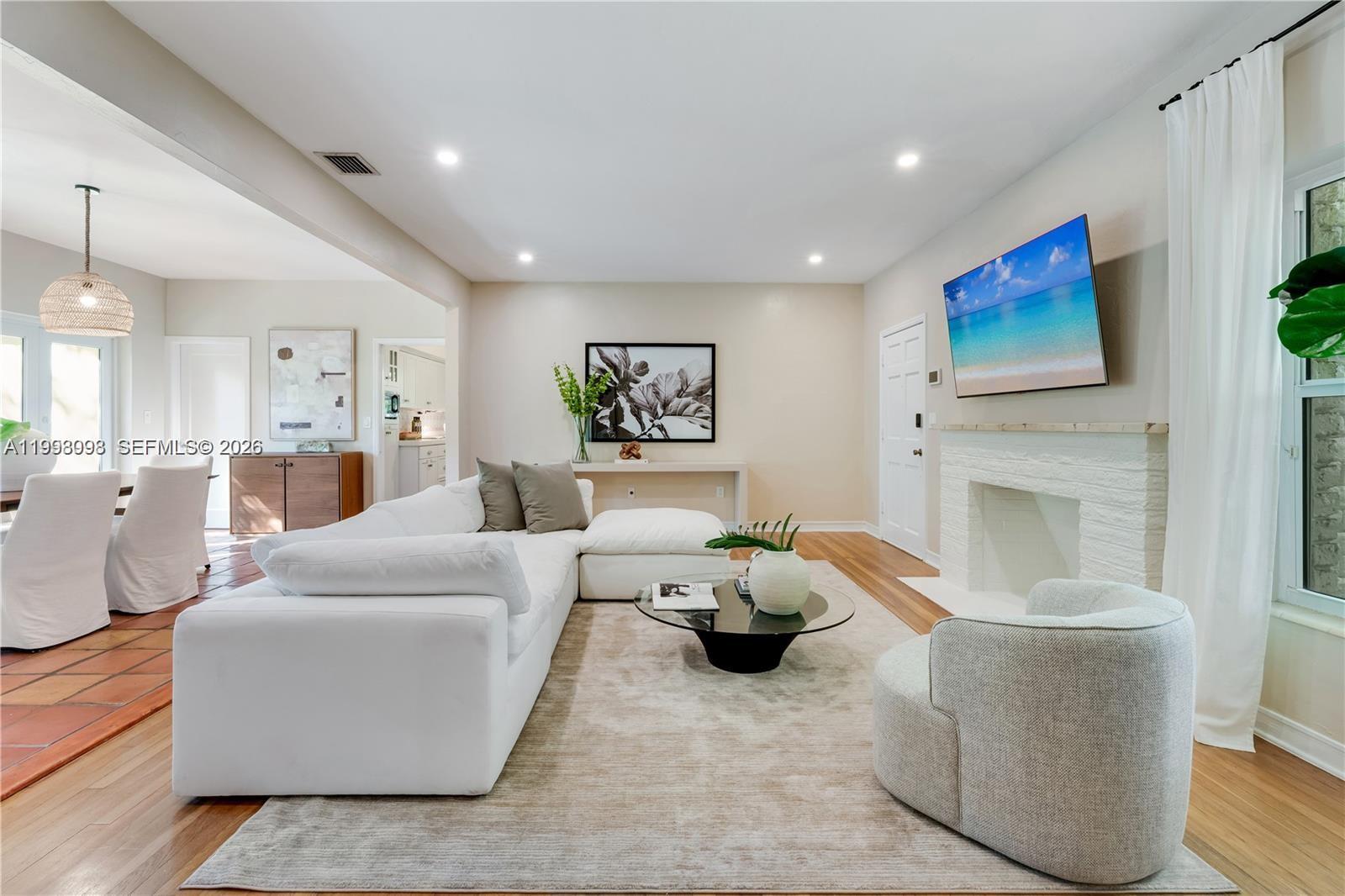 C GAB COUNTRY CLUB SEC 6 - Residential Lease