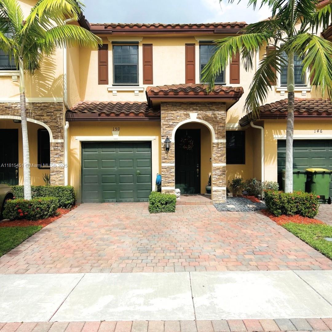 Property for Sale at 150 Se 34th Ter, Homestead, Miami-Dade County, Florida - Bedrooms: 3 
Bathrooms: 3  - $390,000