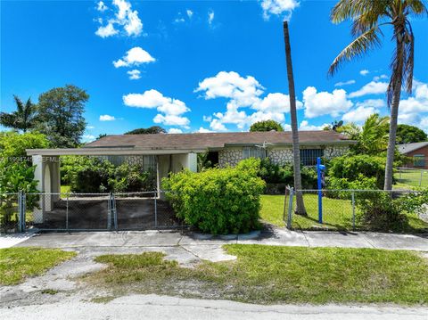Tiny photo for 22732 SW 113th Pl, Miami, FL 33170 (MLS # A11994745)