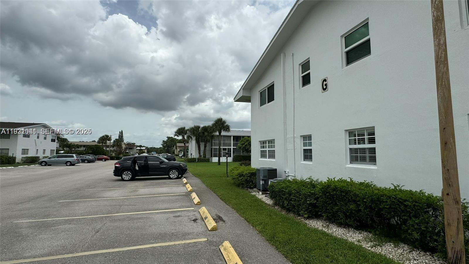 COVENTRY CONDO - Residential